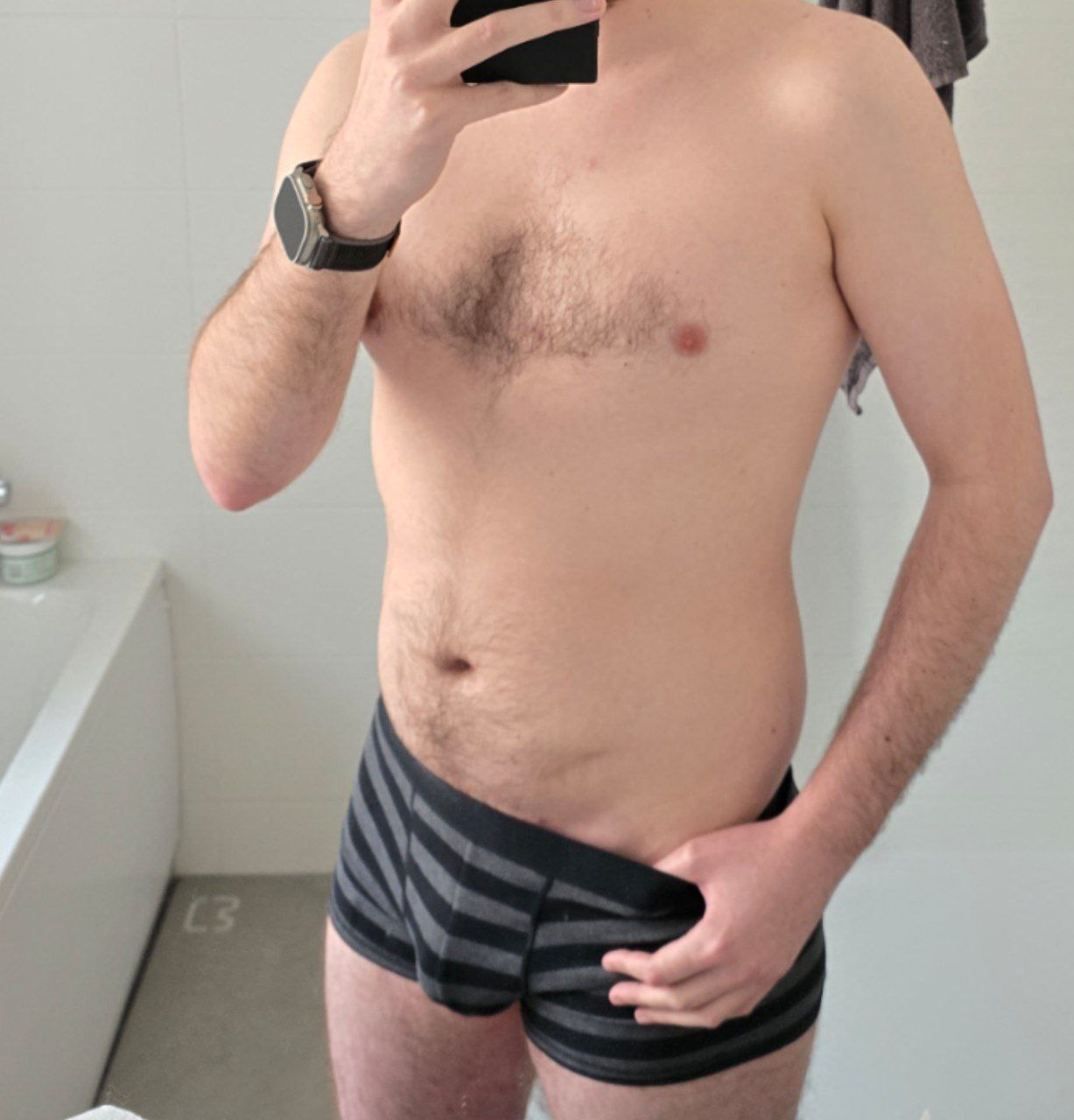 Profil de Eliass, 30 ans, Escort TS Monaco à Creil