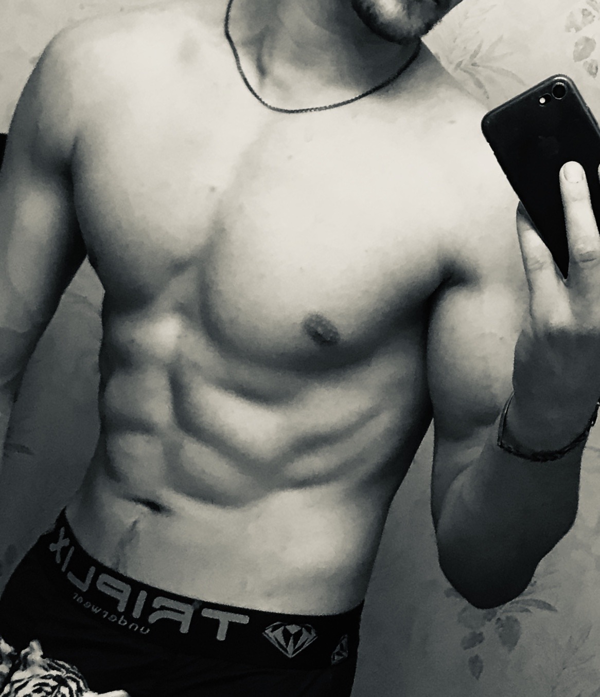 Profil de Nollan, 25 ans, Escort TS Monaco à Samaran