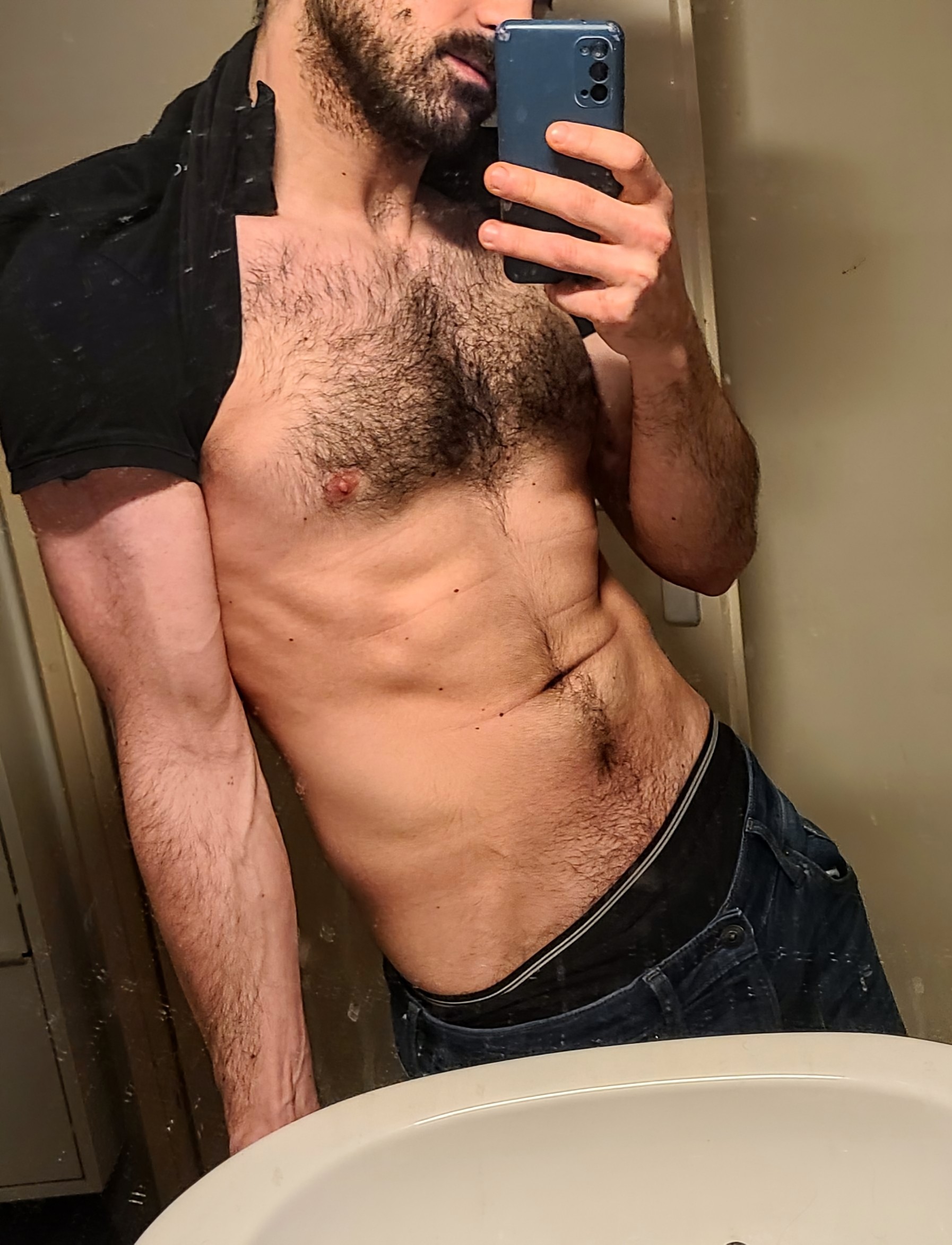 Profil de José, 25 ans, Escort TS Monaco à Lahitte