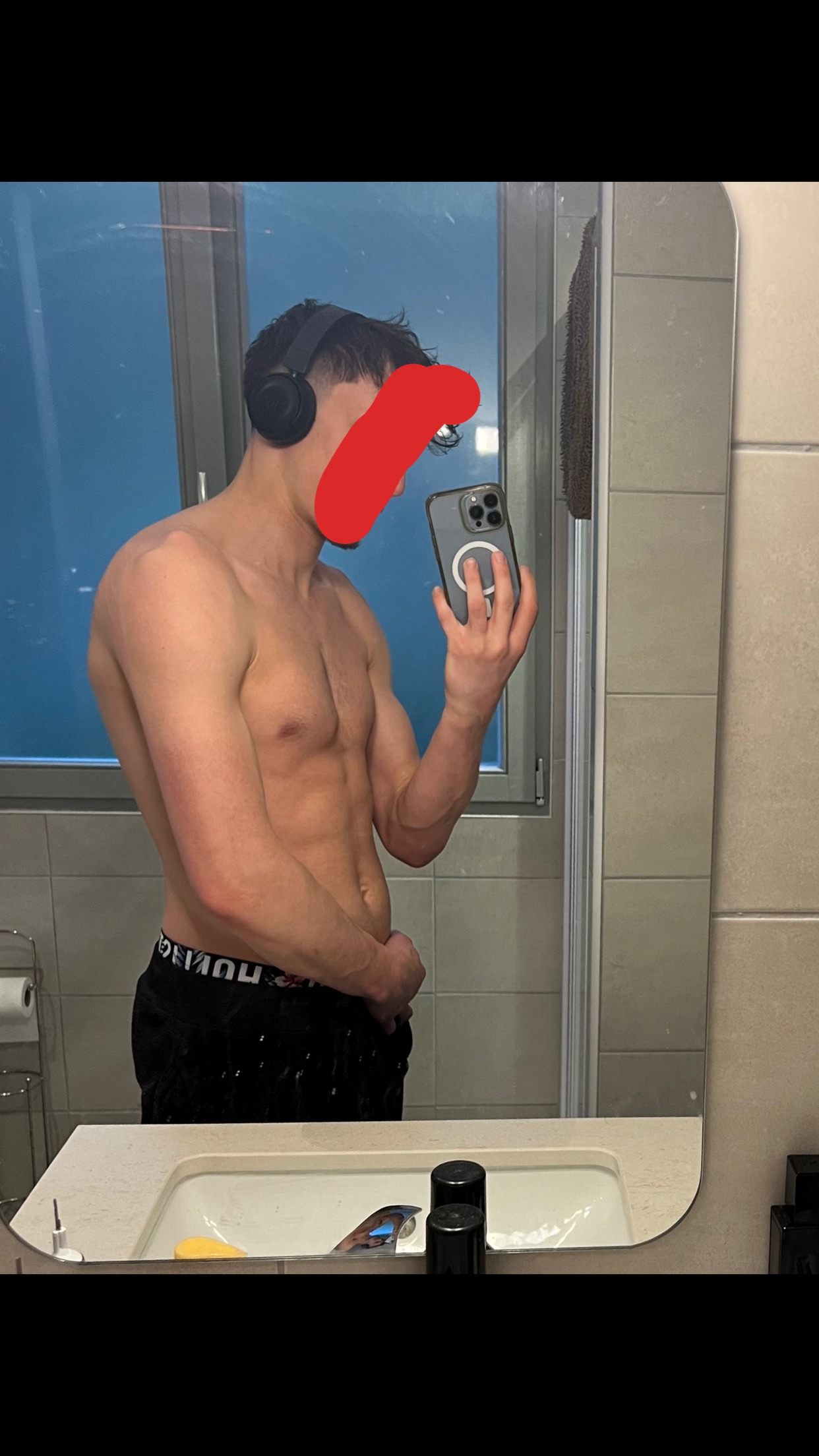 Profil de Balamine, 21 ans, Escort TS Monaco à Frocourt