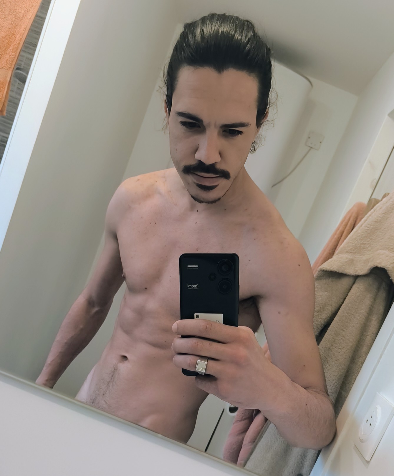 Profil de Ramdan, 28 ans, Escort TS Monaco à Andeville