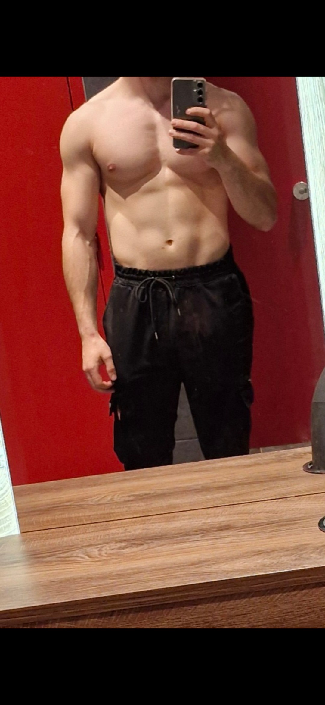 Profil de Karol, 26 ans, Escort TS Monaco à Marsaz