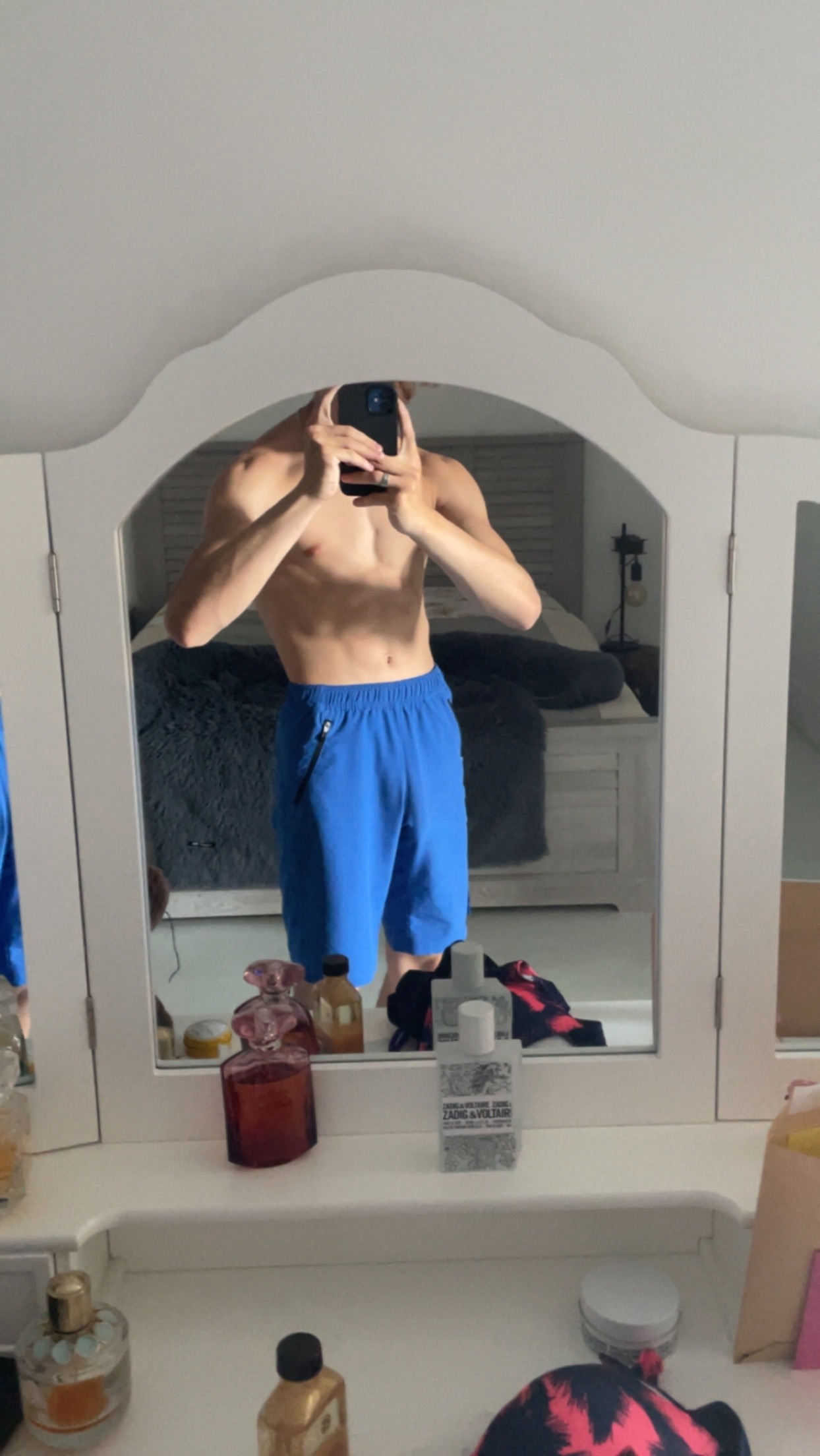Profil de Yllies, 18 ans, Escort TS Monaco à Iville