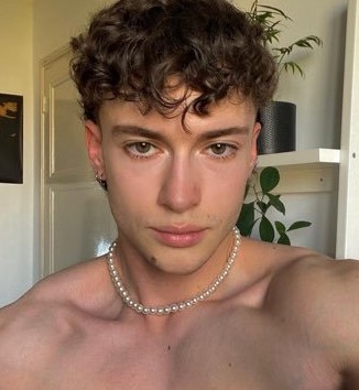 Profil de Oussoumane, 23 ans, Escort TS Monaco à Parnes