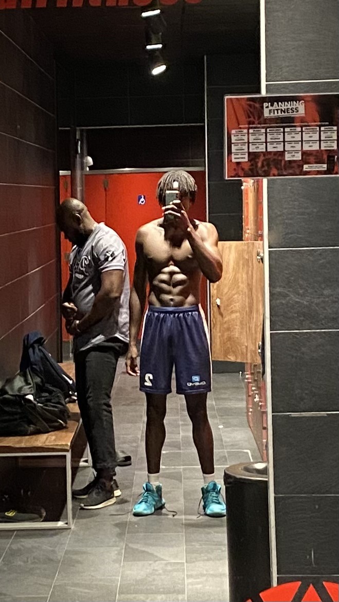Profil de Miguel-ange, 23 ans, Escort TS Monaco à Buffard