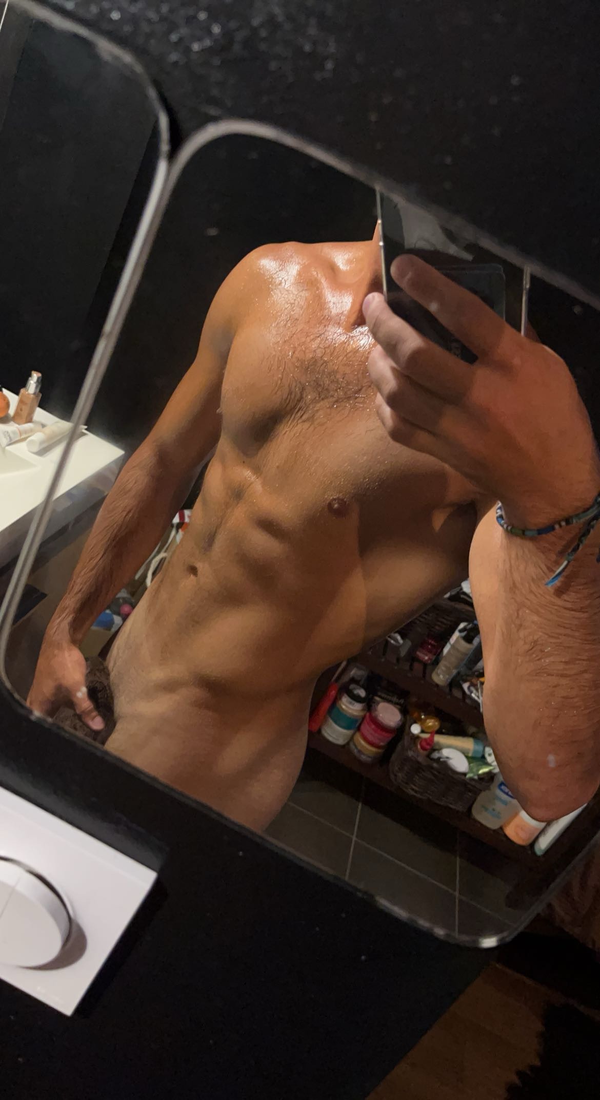 Profil de Gennaro, 24 ans, Escort TS Monaco à Lessay