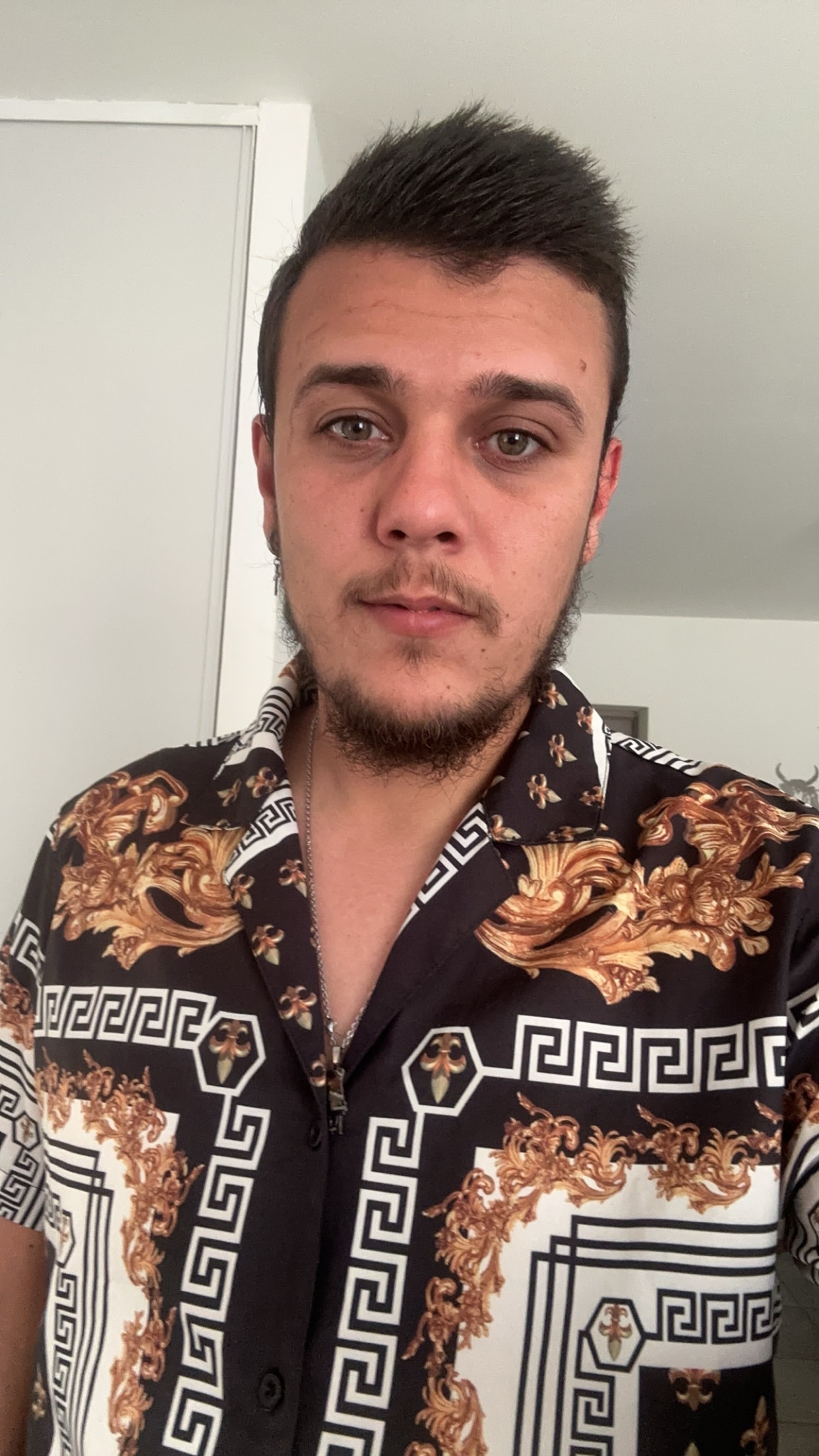 Profil de Dusan, 28 ans, Escort TS Monaco à Cabanès
