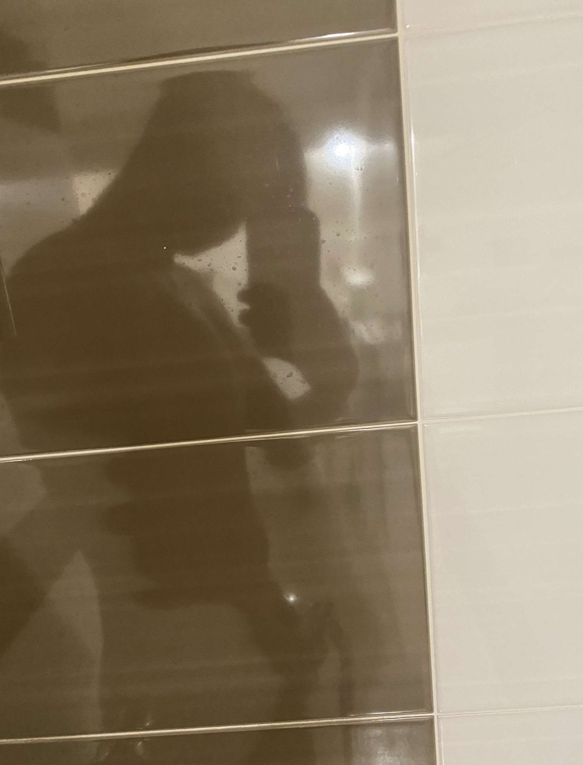 Profil de Younn, 23 ans, Escort TS Monaco à Ivors