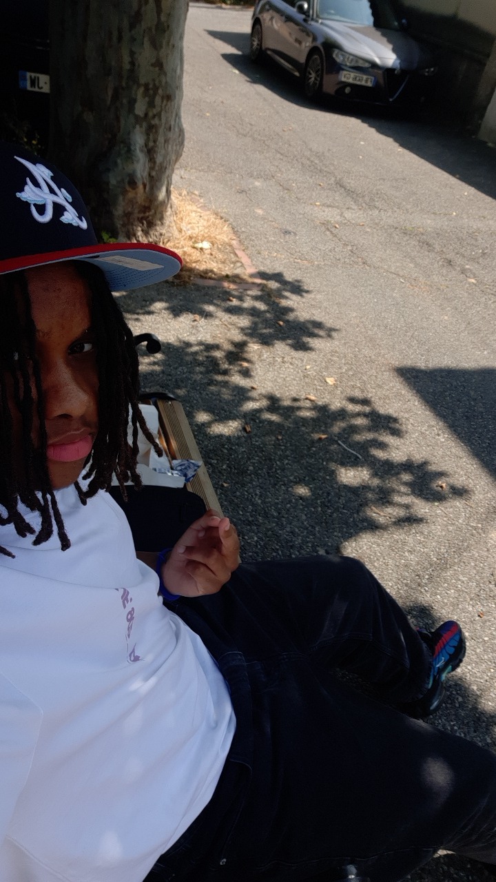 Profil de Yolain, 18 ans, Escort TS Monaco à Bazicourt