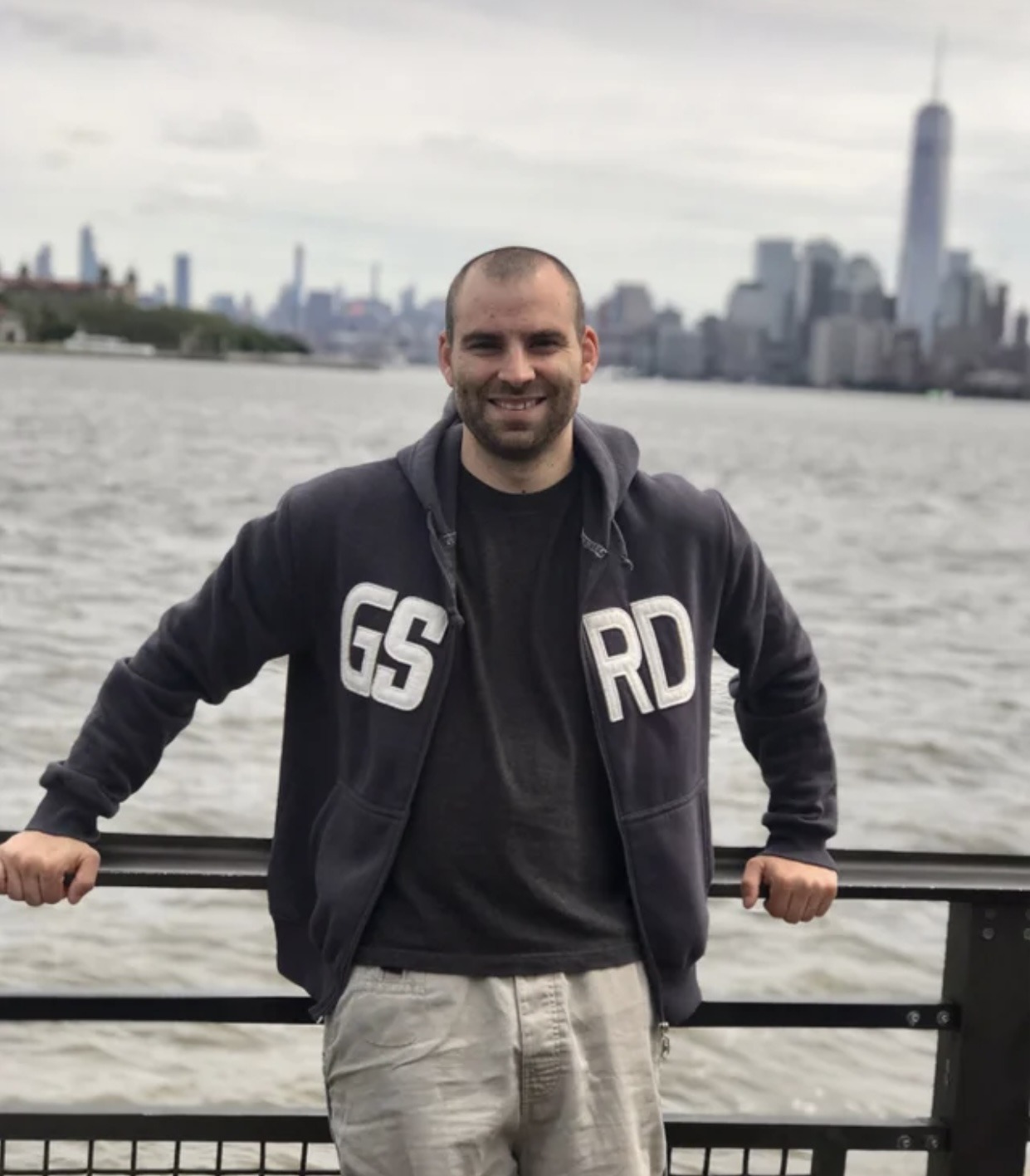 Profil de Mikaël, 37 ans, Escort TS Monaco à Teyssode