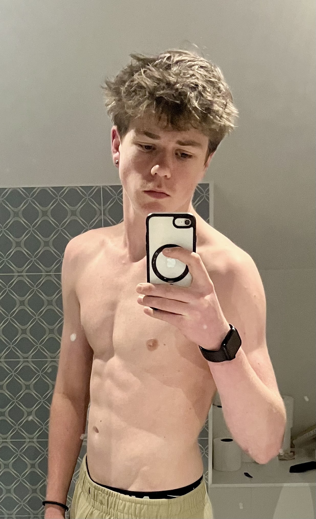 Profil de Flavien, 18 ans, Escort TS Monaco à Pranzac
