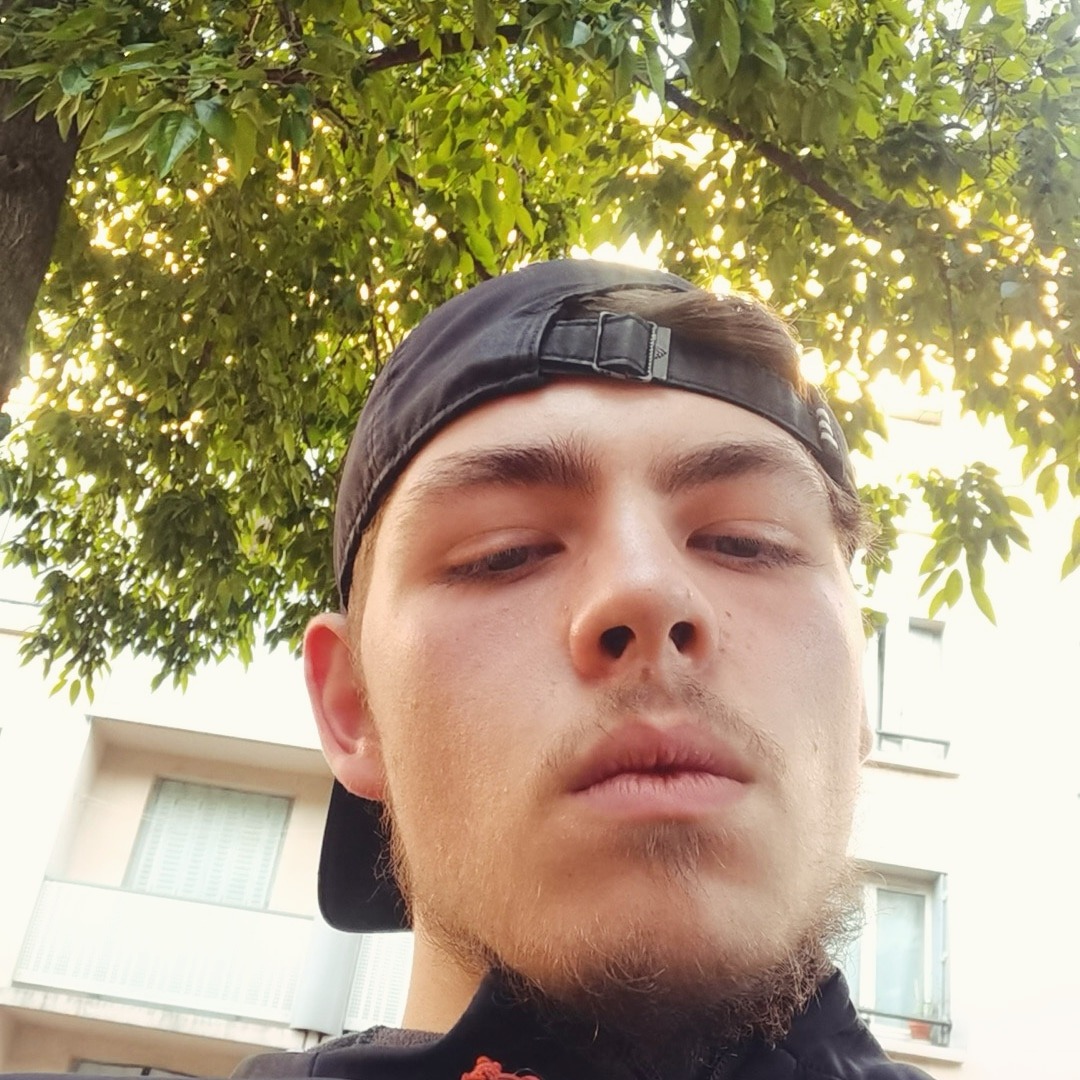 Profil de Youry, 20 ans, Escort TS Monaco à Gourchelles
