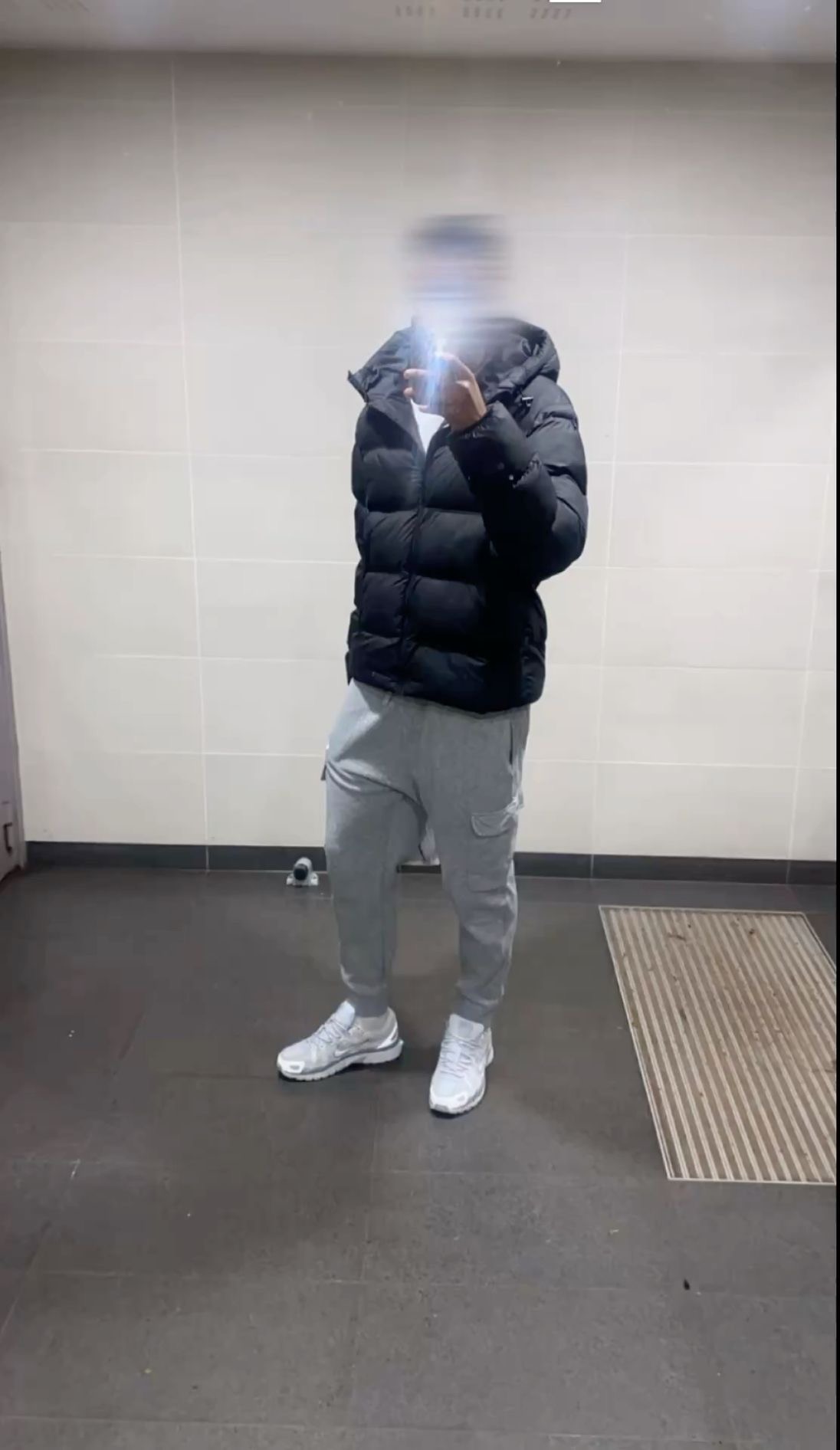 Profil de Benyoucef, 20 ans, Escort TS Monaco à Levier